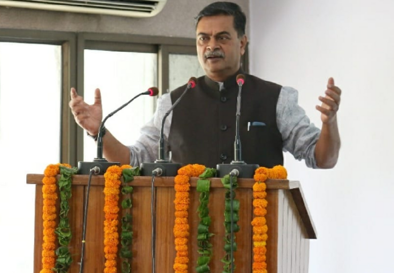 Minister of Power: India Could Install Over 225 GW of Renewables by 2022