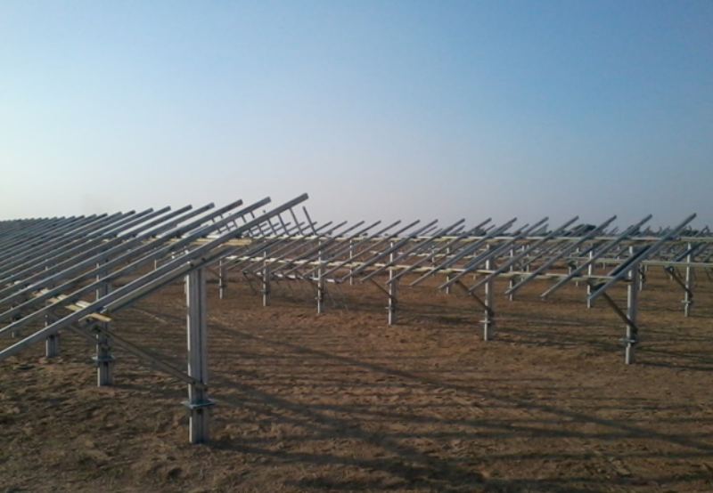 Low Tariffs Pushing Developers to Cut Costs and Quality of Solar Mounting Structures
