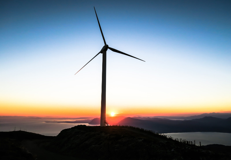 Suzlon Reports ₹6.75 Billion Net Profit in Q2 After Debt Restructuring