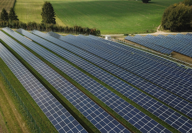 Daily News Wrap-Up_ Adani Green Energy Commissions a 150 MW Solar Project in Gujarat