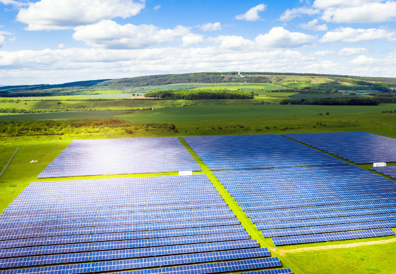 Project Finance Brief_ Longroad Energy Acquires 900 MW of Solar and Storage Portfolio