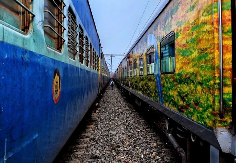 Daily News Wrap-Up: Indian Railways to Entirely Run on Renewable Energy by 2030