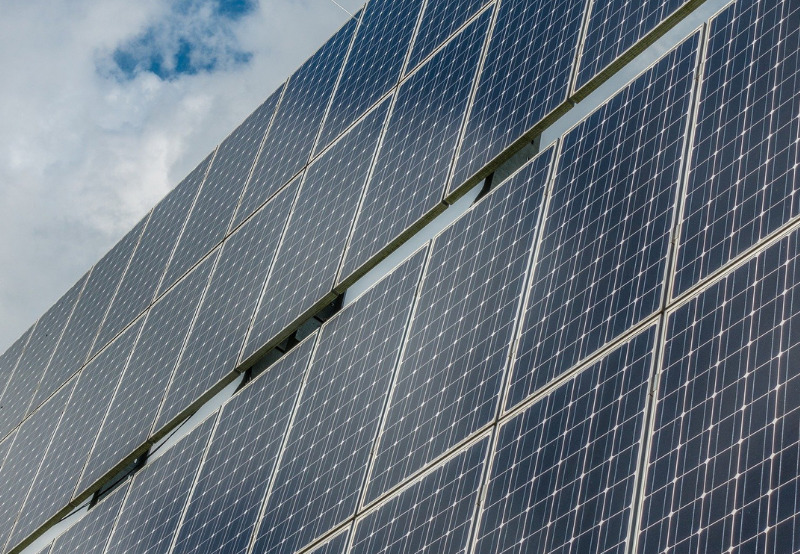Project Finance Brief_ Adapture Renewables Acquires an 81 MW Solar Project from Q CELLS