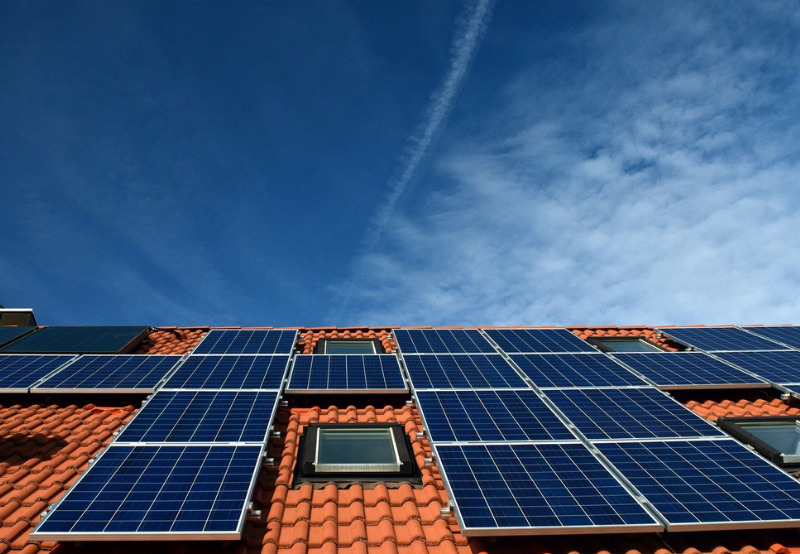 ReNew Power Sells its Rooftop Solar Portfolio for ₹6.72 Billion
