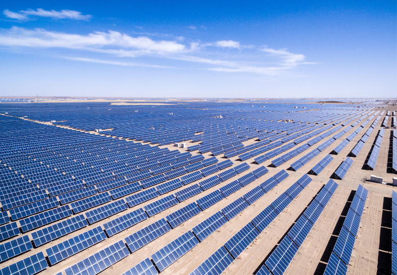 MNRE Approves 61 Solar Parks Totaling 40 GW Amidst Land Acquisition Challenges