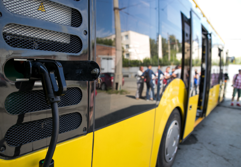 Daily News Wrap-Up: Ashok Leyland and IIT Madras to Develop Hybrid EVs