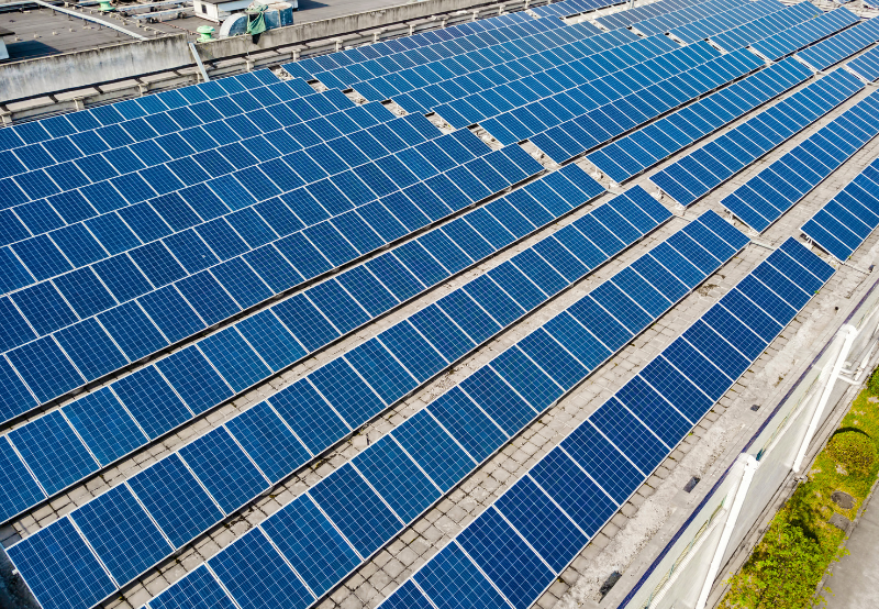 Project Finance Brief: Lightsource bp Closes Financing for 515 MW Solar Farms in Australia