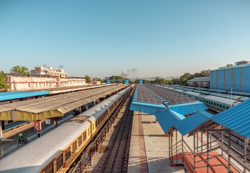 Railways Invites Bids to Empanel Agencies for 3 MW Rooftop Solar Systems